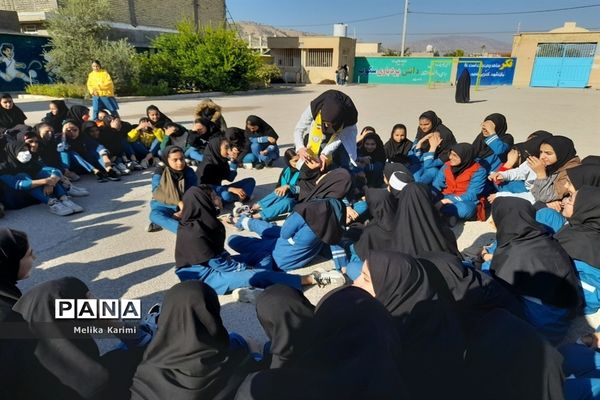مانور زلزله در دبیرستان دخترانه شهید‌اژدری کوهمره نودان