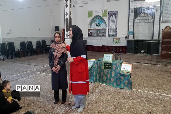 برگزاری کارگاه آموزشی مانور زلزله ویژه دانش‌آموزان و والدین دبستان معلم  و هدف شهرستان کاشمر