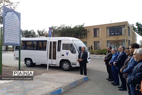 غبا‌رروبی مزار شهدای گمنام دانشگاه آزاد اسلامی واحد کاشمر