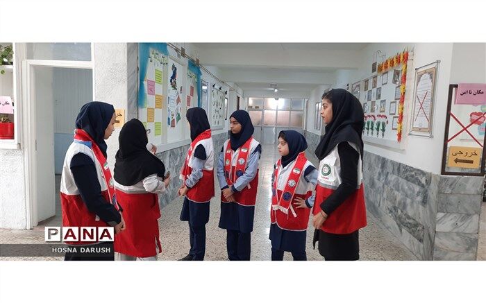 آموزش نکات ایمنی به دانش‌آموزان باعث بالارفتن سطح علمی آنها در برابر حوادث طبیعی می‌شود/فیلم