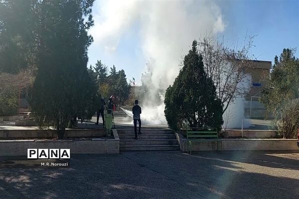 برگزاری مانور زلزله در دبیرستان‌های قم