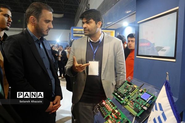 افتتاح نمایشگاه دستاوردهای پژوهش و فناوری استان خراسان رضوی