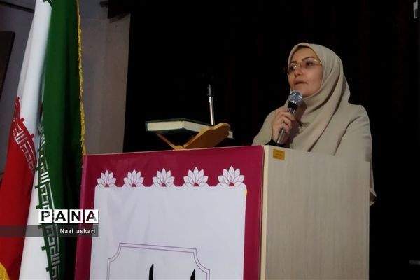 کارگاه عفاف و حجاب در هنرستان کامیاب در ناحیه یک شیراز