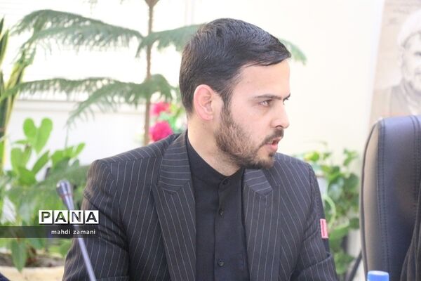 سلسله نشست‌های تشکل‌های دانش‌آموزی با معاون استاندار خراسان رضوی