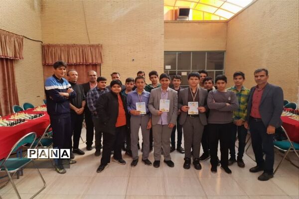 برگزاری مسابقات قهرمانی مدارس متوسطه اول پسران شهرستان میبد