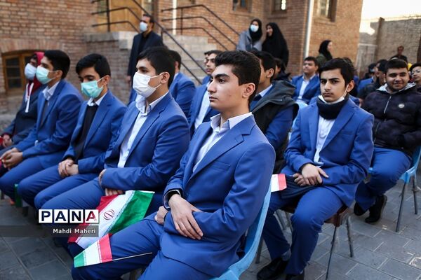 مراسم افتتاح طرح هر مدرسه یک نهالستان در دبیرستان ماندگار البرز