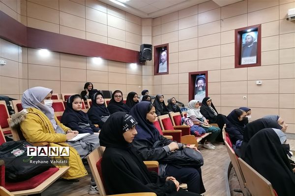 جلسه آموزش مقدماتی خبرنگاری ویژه دانش‌آموز خبرنگاران پانا ناحیه دو