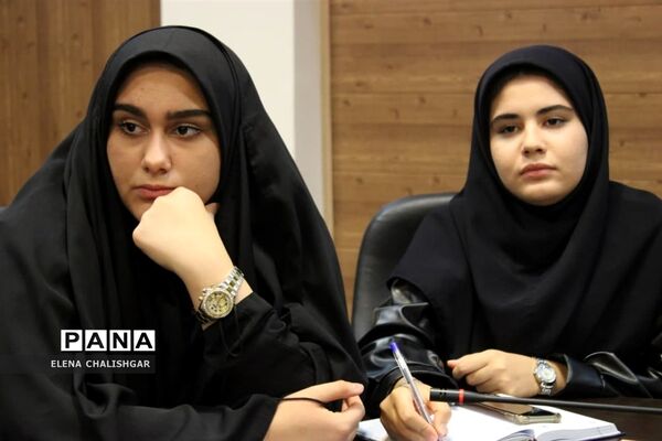 کارگاه آموزشی طرح هر مدرسه یک خبرنگار در ناحیه یک بهارستان