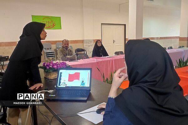 کارگاه توانمندسازی دبیران درس تفکر و سبک زندگی شهرستان پردیس در راستای تحقق طرح سپهر دانش و معرفت