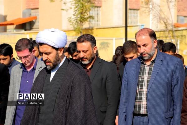 محفل انس با قرآن‌کریم درآموزشگاه ناصری‌منش اسلامشهر