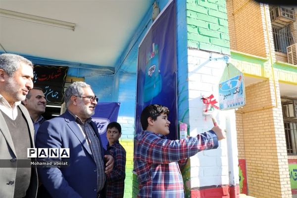 آغاز توزیع شیر رایگان در مدارس خوزستان