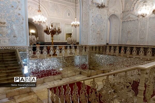 بازدید دانش‌آموزان از مجموعه تاریخی کاخ گلستان
