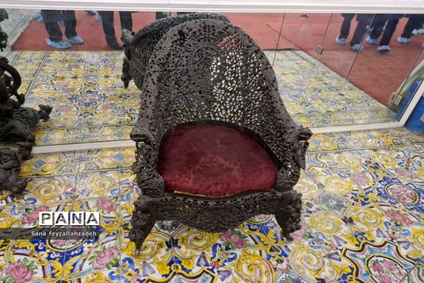 بازدید دانش‌آموزان از مجموعه تاریخی کاخ گلستان