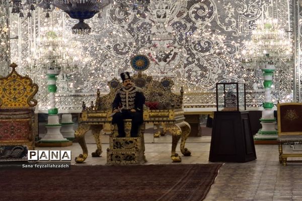 بازدید دانش‌آموزان از مجموعه تاریخی کاخ گلستان