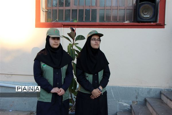 اجرای پویش میرزا کوچک خان جنگلی در دبیرستان عصمت ناحیه یک ساری