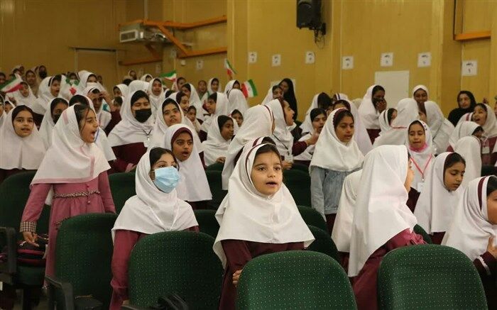 اجتماع  بزرگ دختران حاج قاسم در بندرخمیر برگزار شد