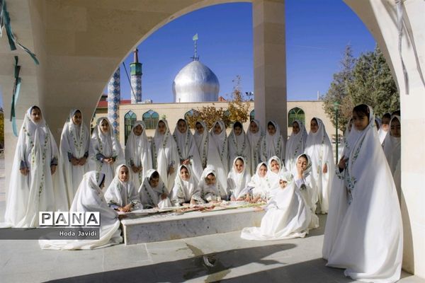 مراسم جشن تکلیف در مدارس آباده