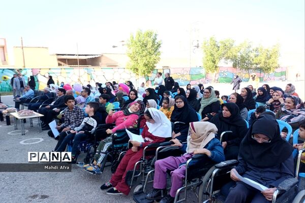 مراسم روز جهانی معلولین در مدارس استثنایی پویا و بنفشه بهبهان