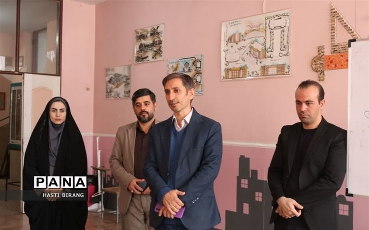 معلم توانمند، اولین مرحله برای رشد سطح علمی دانش‌آموزان است