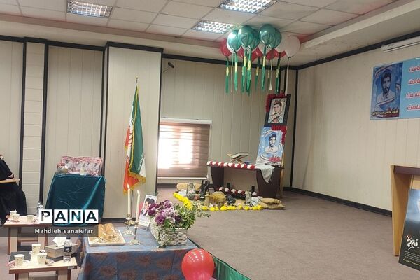 یادواره شهدا شاخص در دبستان حضرت رقیه (س)ناحیه دو ری