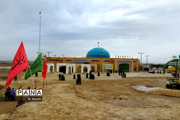 حضور دانش‌آموزان دبیرستان میعاد قم در اردوی راهیان‌نور