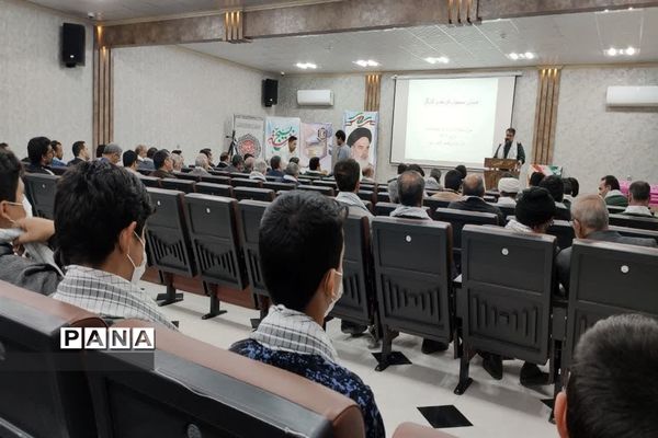 بازدید از کارخانه کاشی در راستای طرح اردوی راهیان پیشرفت شهرستان میبد