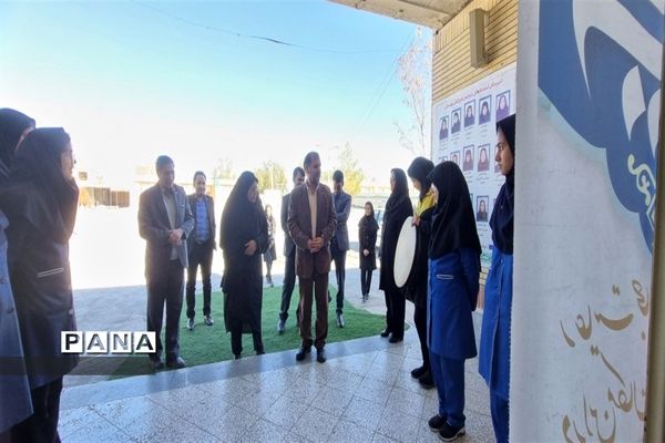 بازدید مشاور اموربین الملل مدارس سمپاد کشور از شهرستان نهبندان