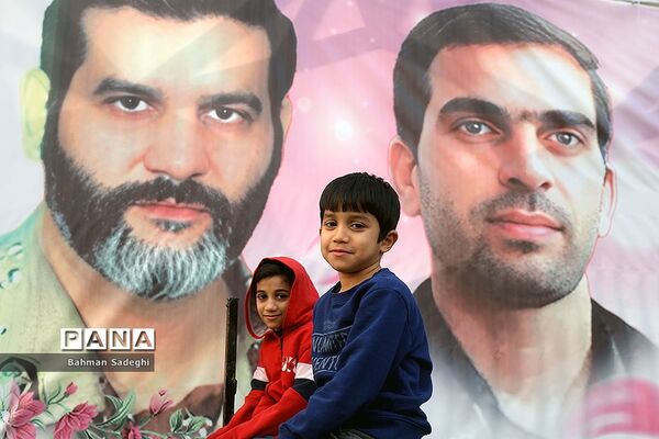 بدرقه ۹ شهید مدافع حرم در میدان امام حسین(ع)