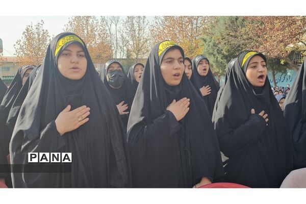 مراسم بدرقه  پیکرشهید مدافع حرم الیاس چگینی در دبیرستان شاهد کوثر