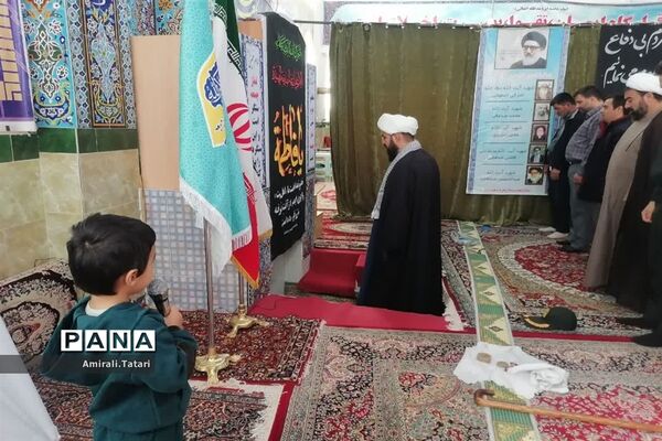حضور فرهنگیان و دانش‌آموزان شهرستان بام و صفی‌آباد در نماز جمعه‌