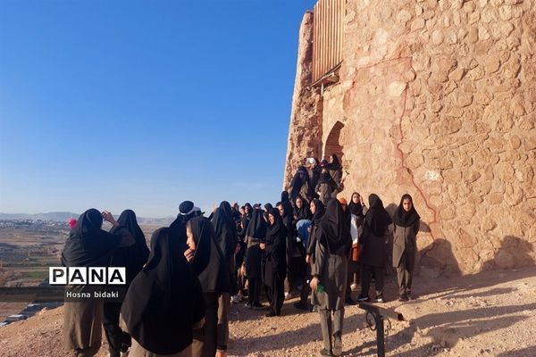 اردوی راهیان پیشرفت  دانش‌آموزان شهرستان  مانه و سملقان