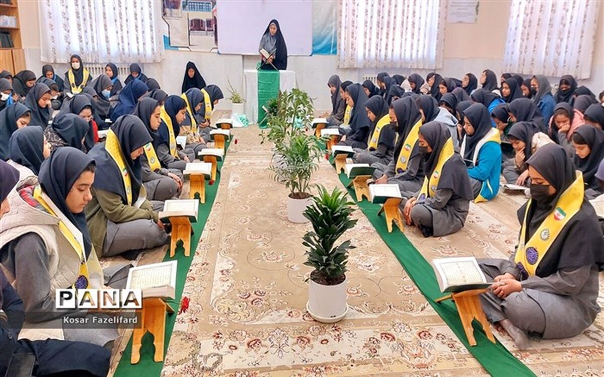 مراسم محفل انس با قرآن در شهرستان فامنین/فیلم