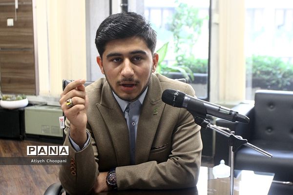 دیدار اعضای مجلس دانش‌آموزی با معاونان وزارت آموزش و پرورش