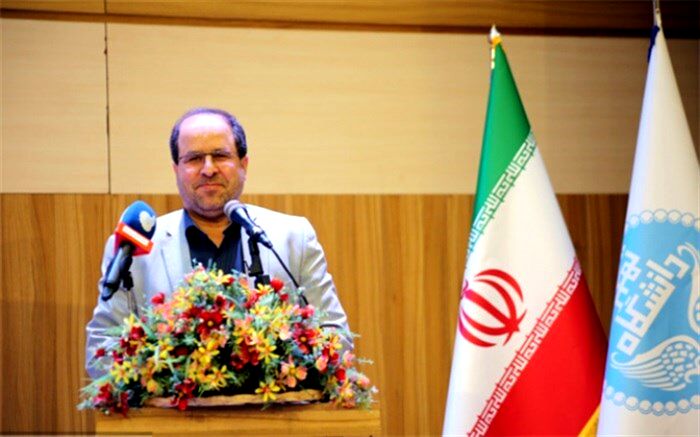 لزوم حرکت اندیشمندان ایرانی در زمینه تولید تئوری‌های بومی حکمرانی