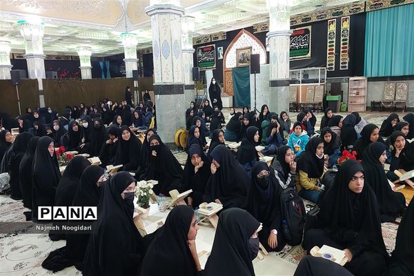 محفل استماع قرآن کریم در بیرجند