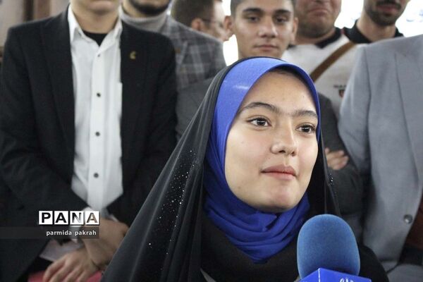 بازدید اعضای مجلس دانش‌آموزی از صدا و سیمای جمهوری اسلامی ایران