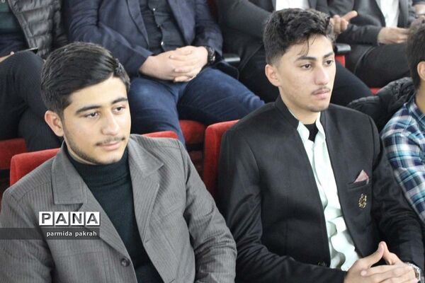 بازدید اعضای مجلس دانش‌آموزی از صدا و سیمای جمهوری اسلامی ایران