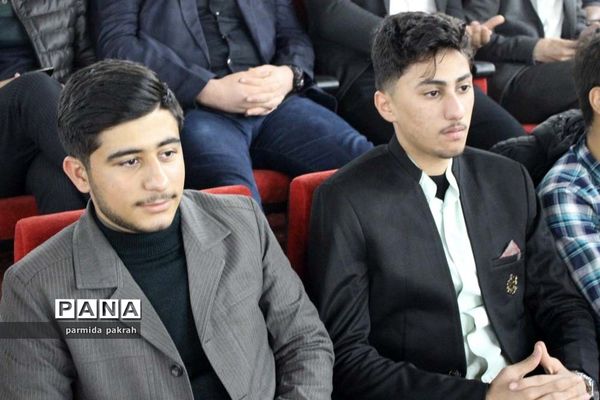 بازدید اعضای مجلس دانش‌آموزی از صدا و سیمای جمهوری اسلامی ایران