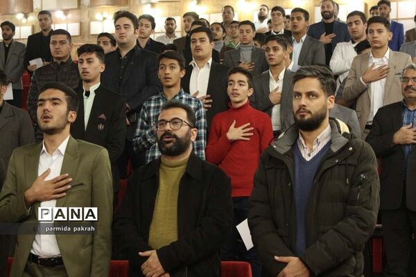 بازدید اعضای مجلس دانش‌آموزی از صدا و سیمای جمهوری اسلامی ایران