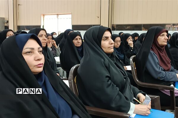 اجلاسیه معاونان و مربیان پرورشی مدارس ناحیه ۲ اهواز