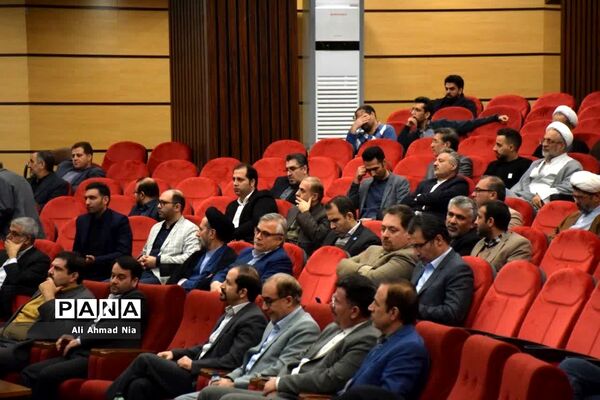 مراسم تجلیل از پژوهشگران و فناوران برتر استان قم