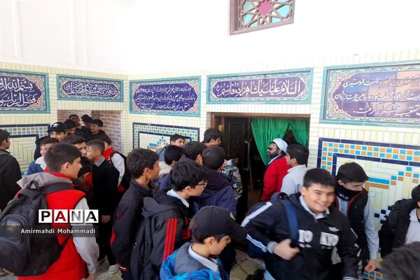 محفل بندگی و عبادت دانش‌آموزان شهرستان تفرش