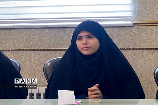 اولین جلسه هیئت رئیسه شورای دانش‌آموزی ناحیه ۵