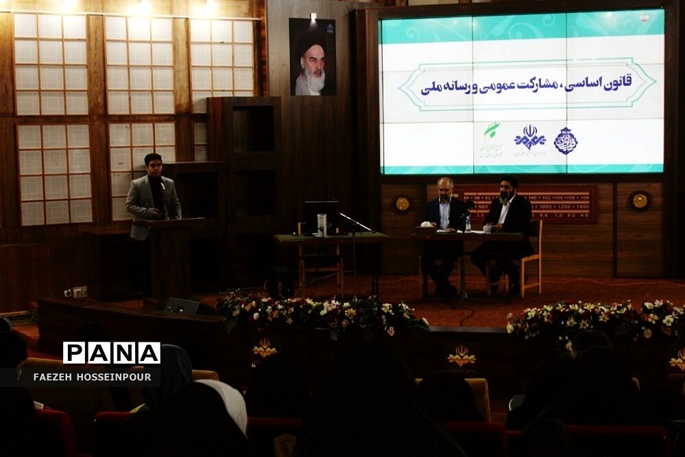 بازدید اعضای مجلس دانش‌آموزی از صداوسیما‌