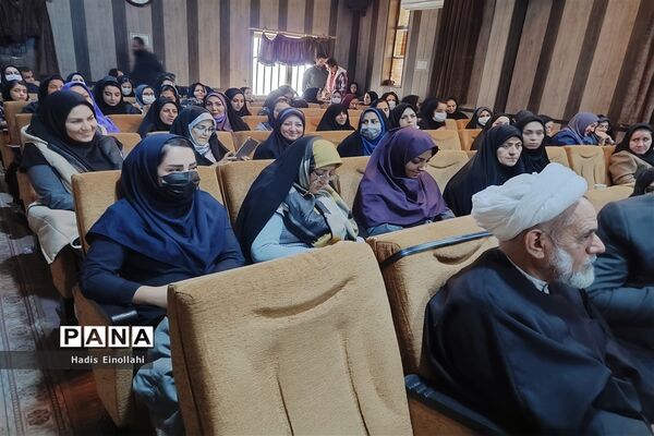 کارگاه رابطان و مراقبان سلامت و طرح بسیج ملی غربالگری دیابت و فشارخون در شهرستان قرچک