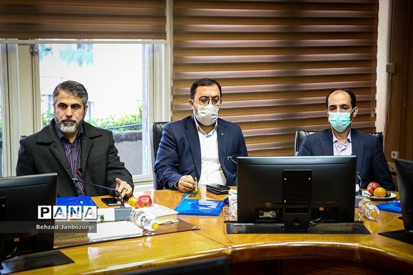 جلسه هیات امنای سازمان دانش‌آموزی