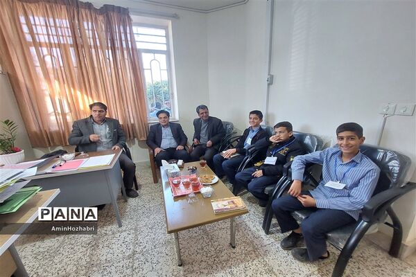 استقبال دانش آموزان  دبیرستان  زرتاش خلیل‌آباد از طرح مدام