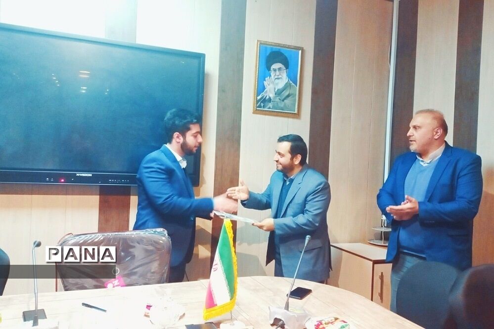به مناسبت روز دانشجو از نو دانشجویان  منطقه دماوند تقدیر شد