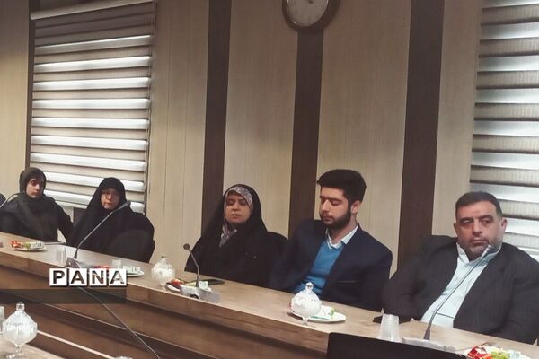 به مناسبت روز دانشجو از نو دانشجویان  منطقه دماوند تقدیر شد