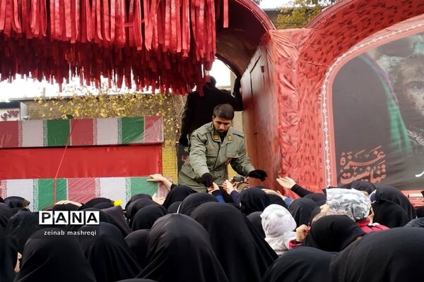همقدم با کاروان اهالی بهشت